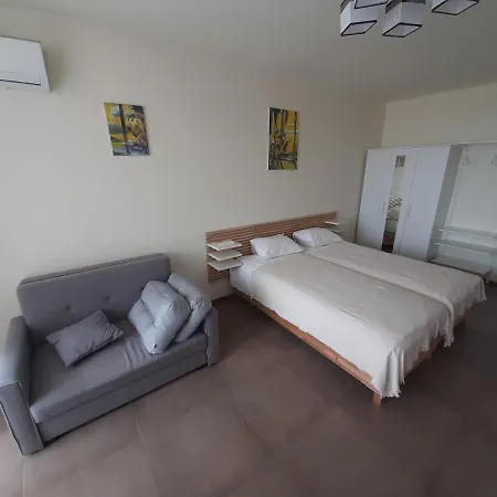 Trigor City Apartments شقة