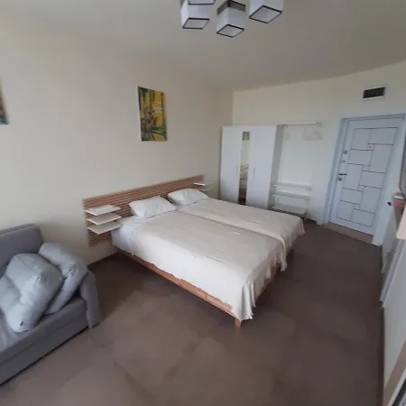 Trigor City Apartments شقة