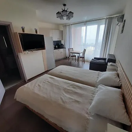 شقة Trigor City Apartments